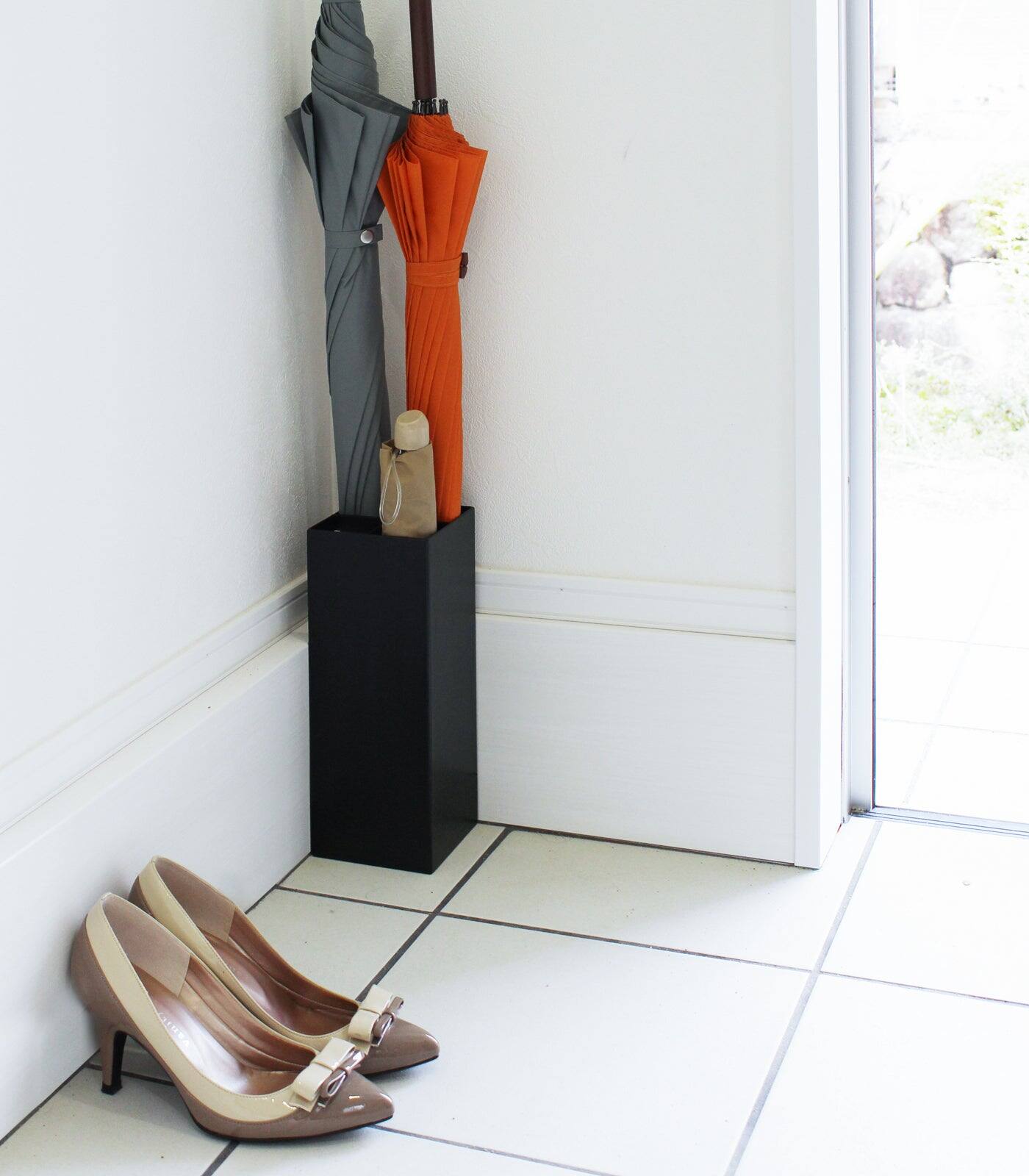 Alt View 3. Yamazaki Home - Compact Umbrella Stand - Steel - Black.
