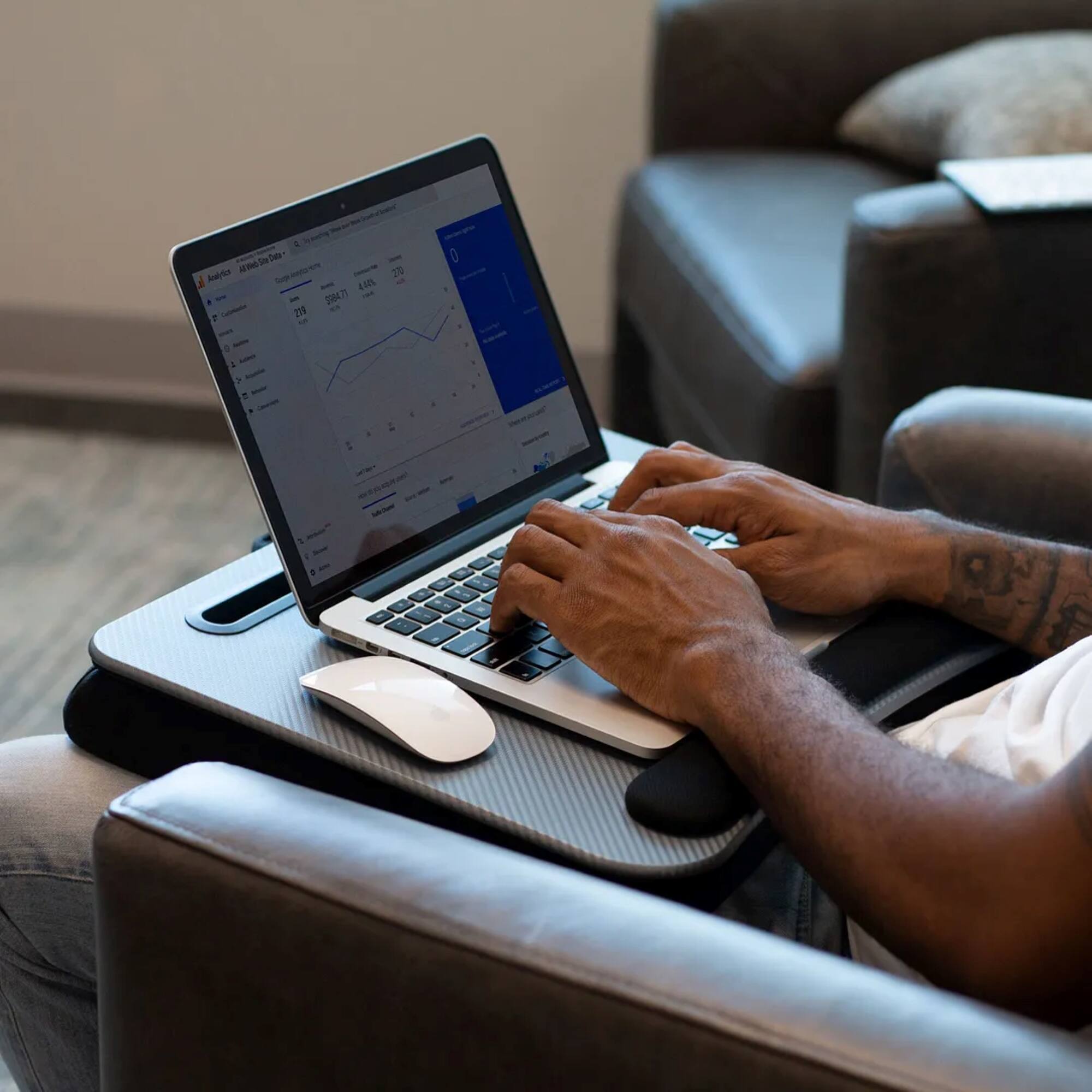 1 te - JI Analytics - . IN - - 2 se uin - 94.71 - 0 . > -