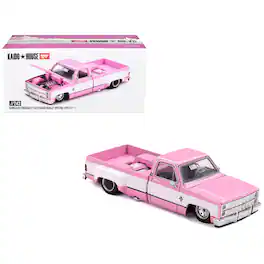 True Scale Miniatures - Chevrolet Silverado Dually Pickup Truck "Vintage Spec V2" Pink & White "Kaido House" 1/64 Diecast Model Car by Mini GT