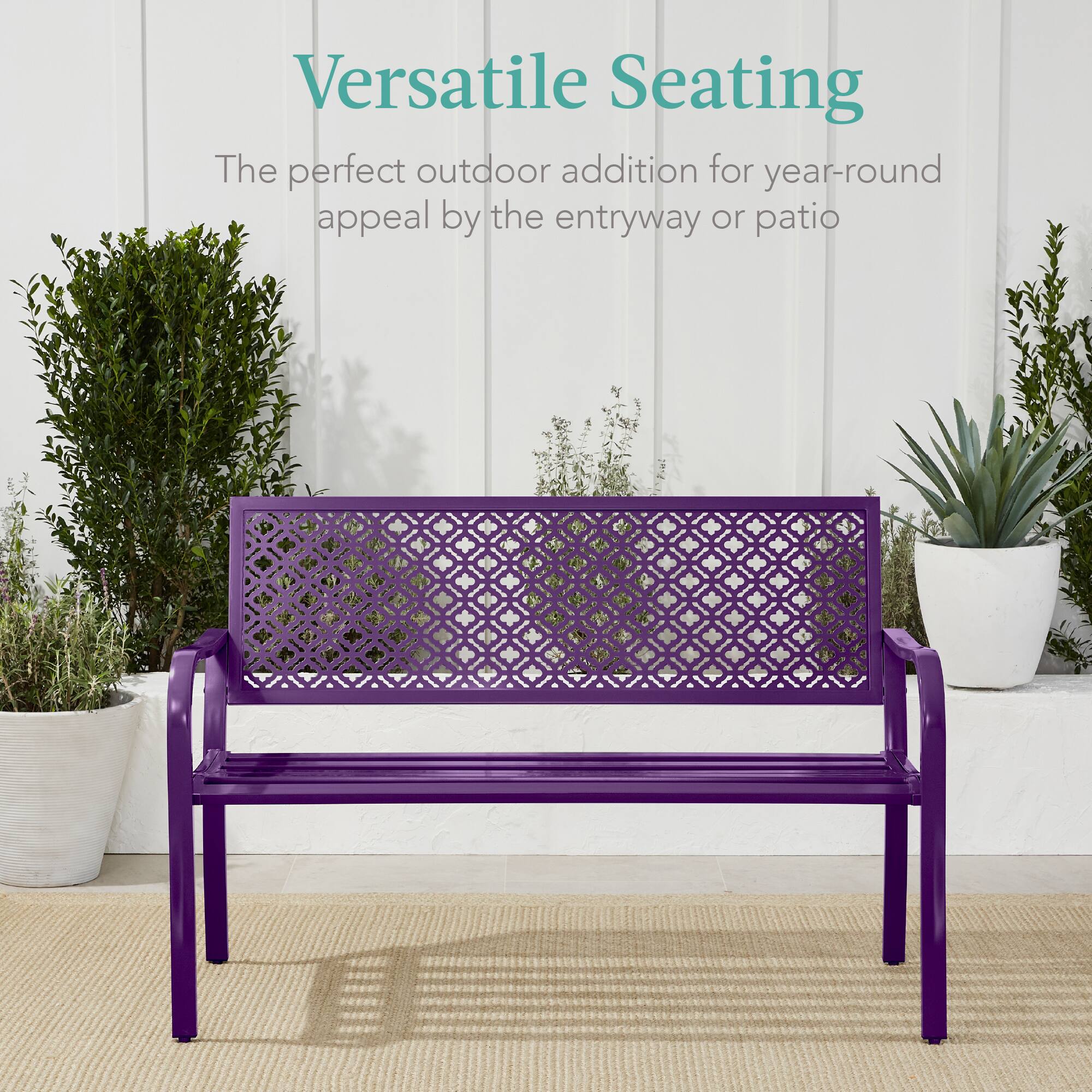 Versatile Seating  
The perfect outdoor addition for year-round appeal by the entryway or patio