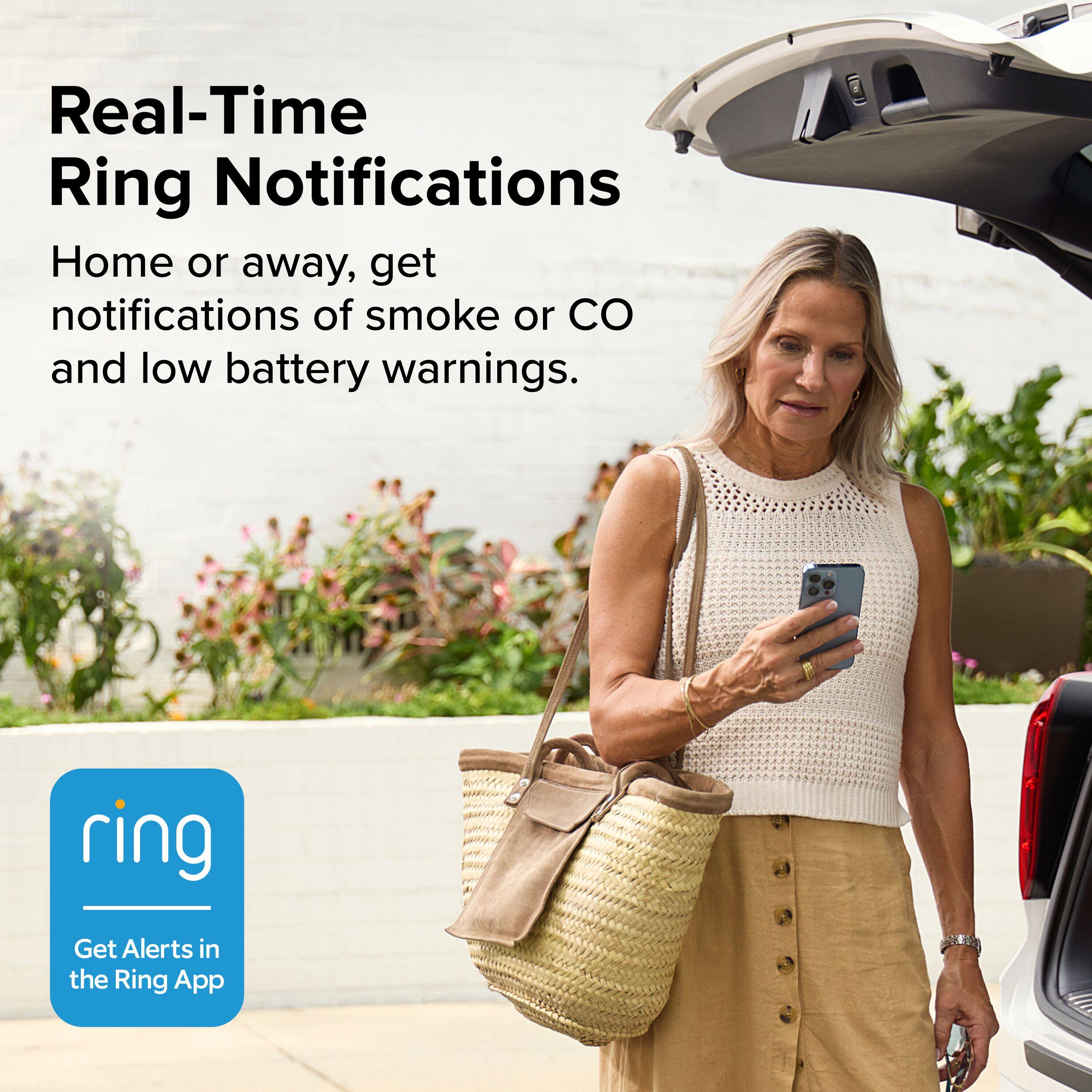Real-Time Ring Notifications

Home or away, get notifications of smoke or CO and low battery warnings.

Get Alerts in the Ring App