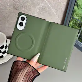 Dteck - Shockproof Flip Folio Phone Case for Samsung Galaxy Z Fold8, Slim Magnetic Rigid Plastic Faux Leather Protective Cover - Green