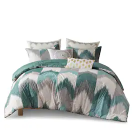 Gracie Mills - Heise Ikat Chevron Comforter Set - Aqua