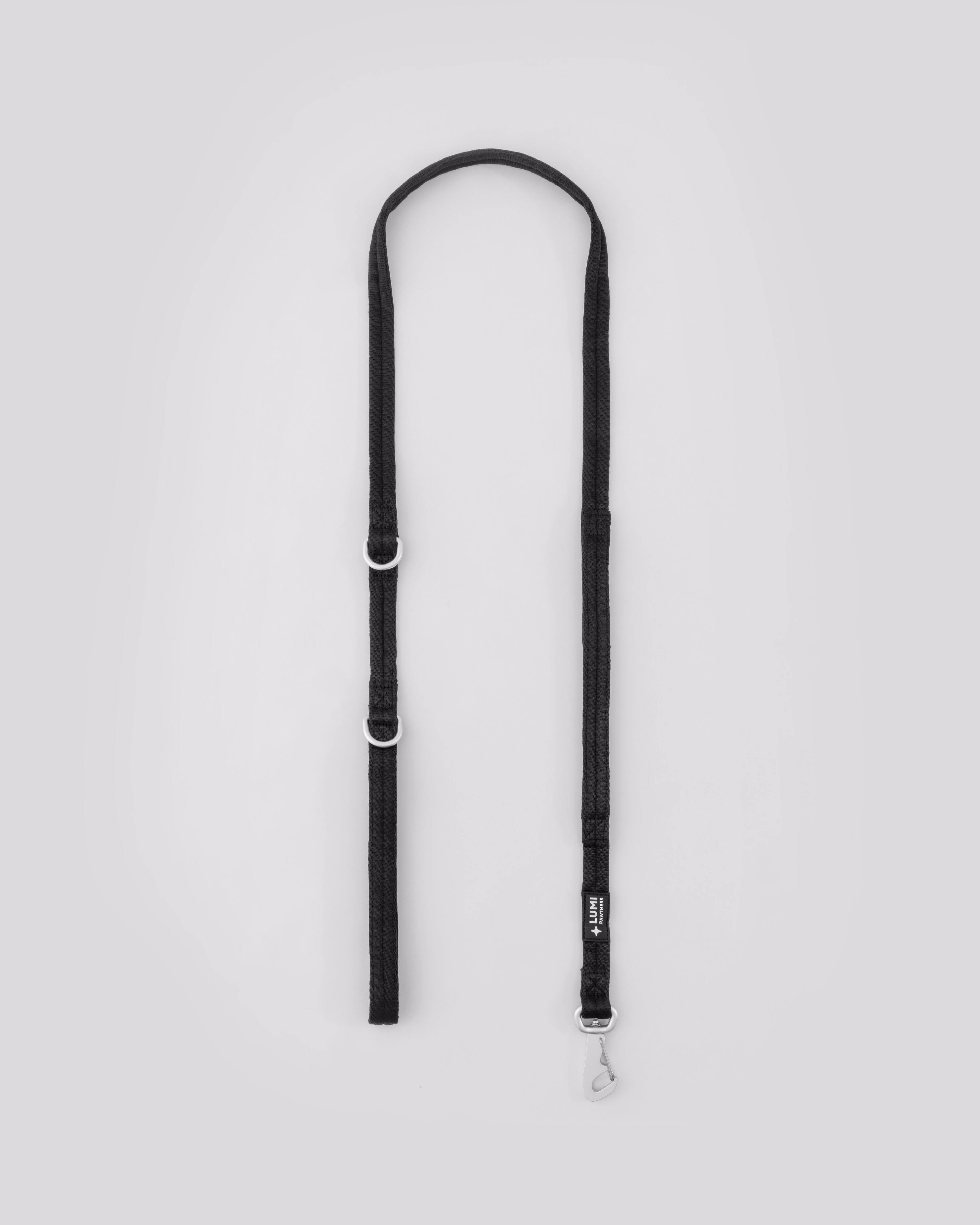 Front. Lumi Pawtners - Lumi Leash - Black.