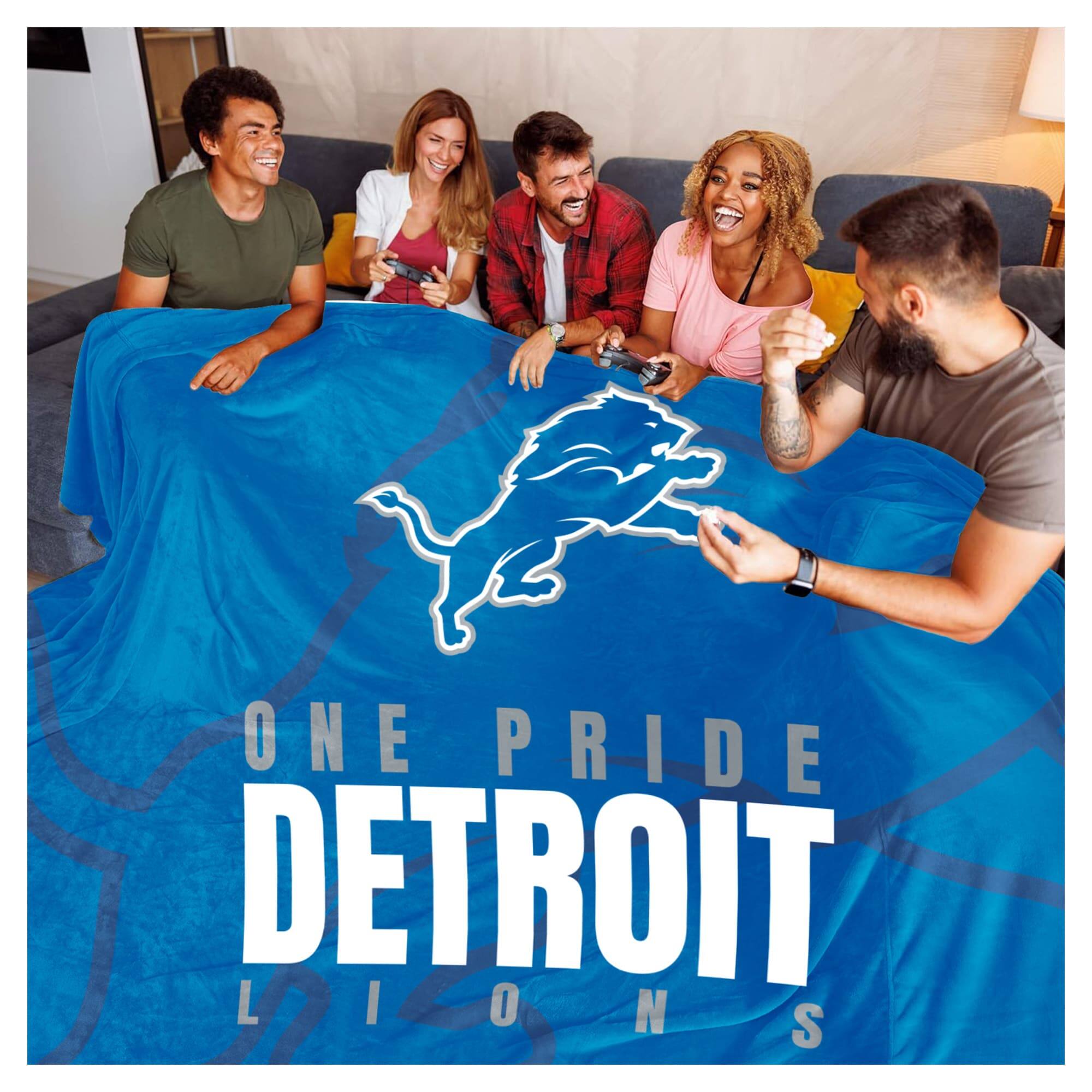 ONE PRIDE  
DETROIT LIONS