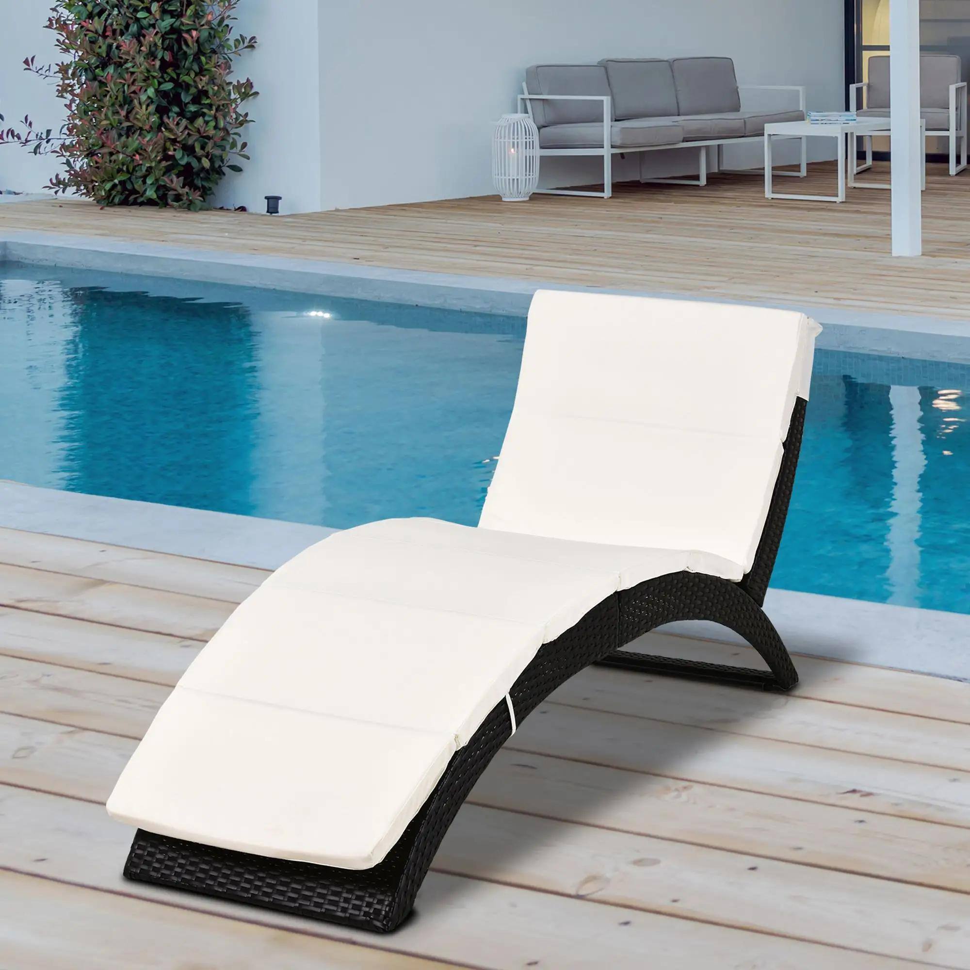 Angle. Resenkos - Resenkos Patio Foldable Wicker Chaise Lounge, PE Rattan Outdoor Lounge Chair, Bed With Cushion, Cream White - Cream White.