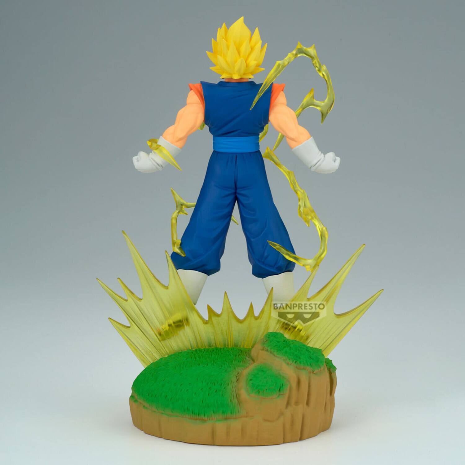 Alt View 4. PopMarket - banpresto Dragon Ball Z History Box Vegito Statue   - COLLECTIBLES - Multicolor.