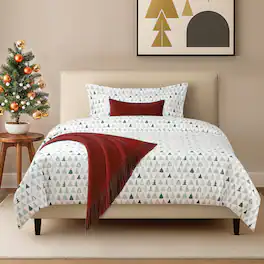 CGK Linens - Luxury Soft Premium Christmas Duvet Cover Set - Zipper Closure & Matching Pillow Shams - Twin - Christmas Trees Green