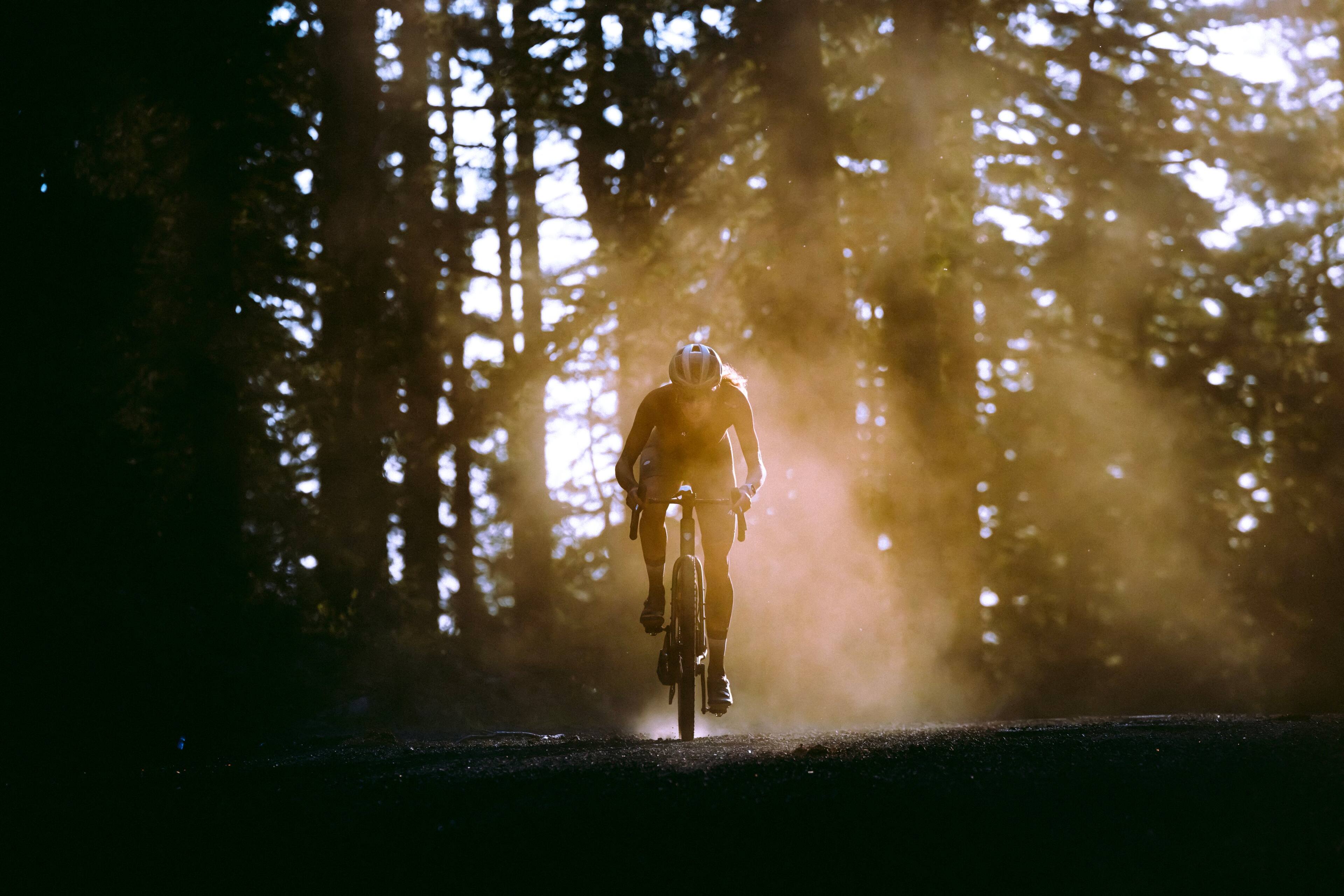 Alt View 8. Garmin - Edge 550 2.7" GPS Cycling Computer with mapping for North America - Black.