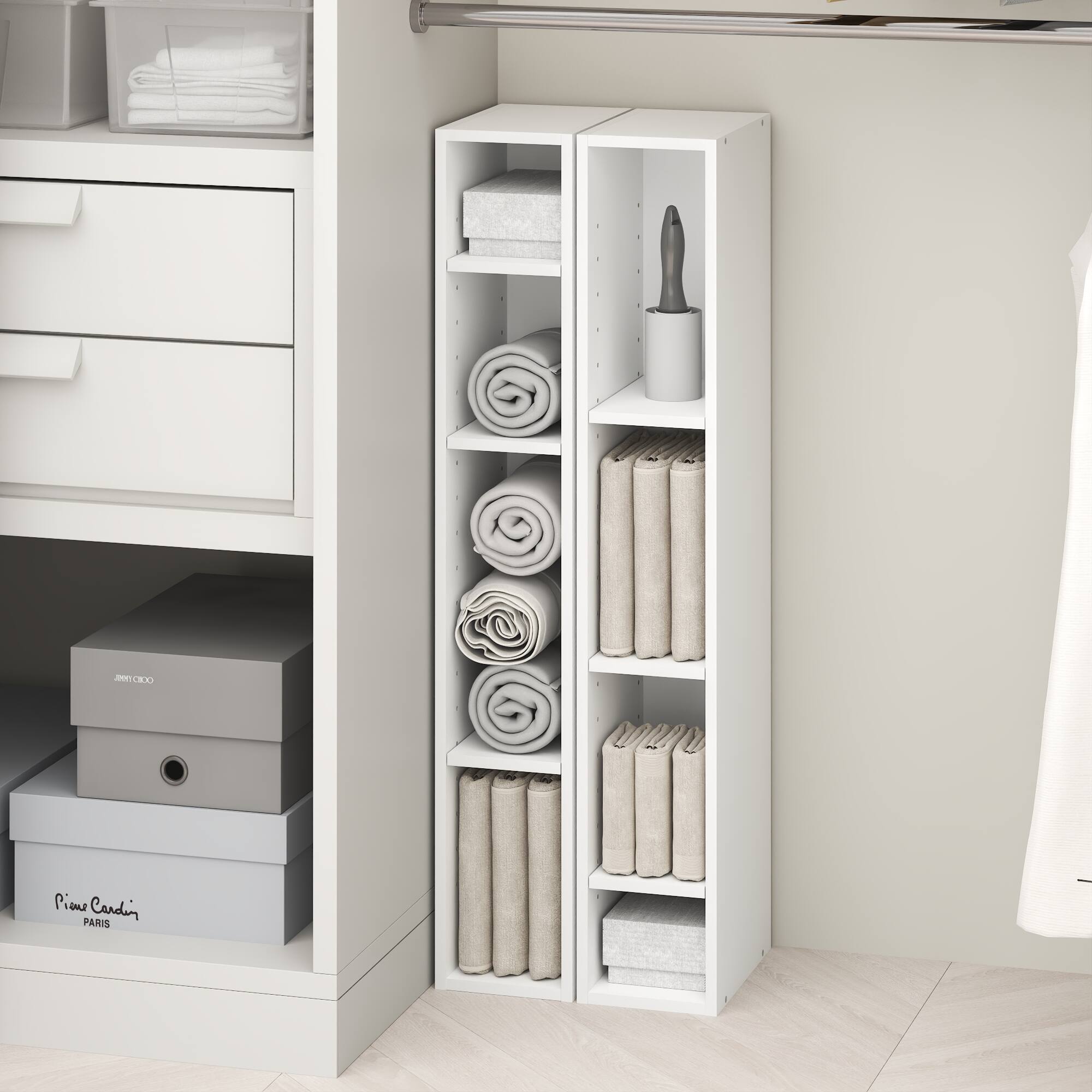 - Pierre Cardin PARIS