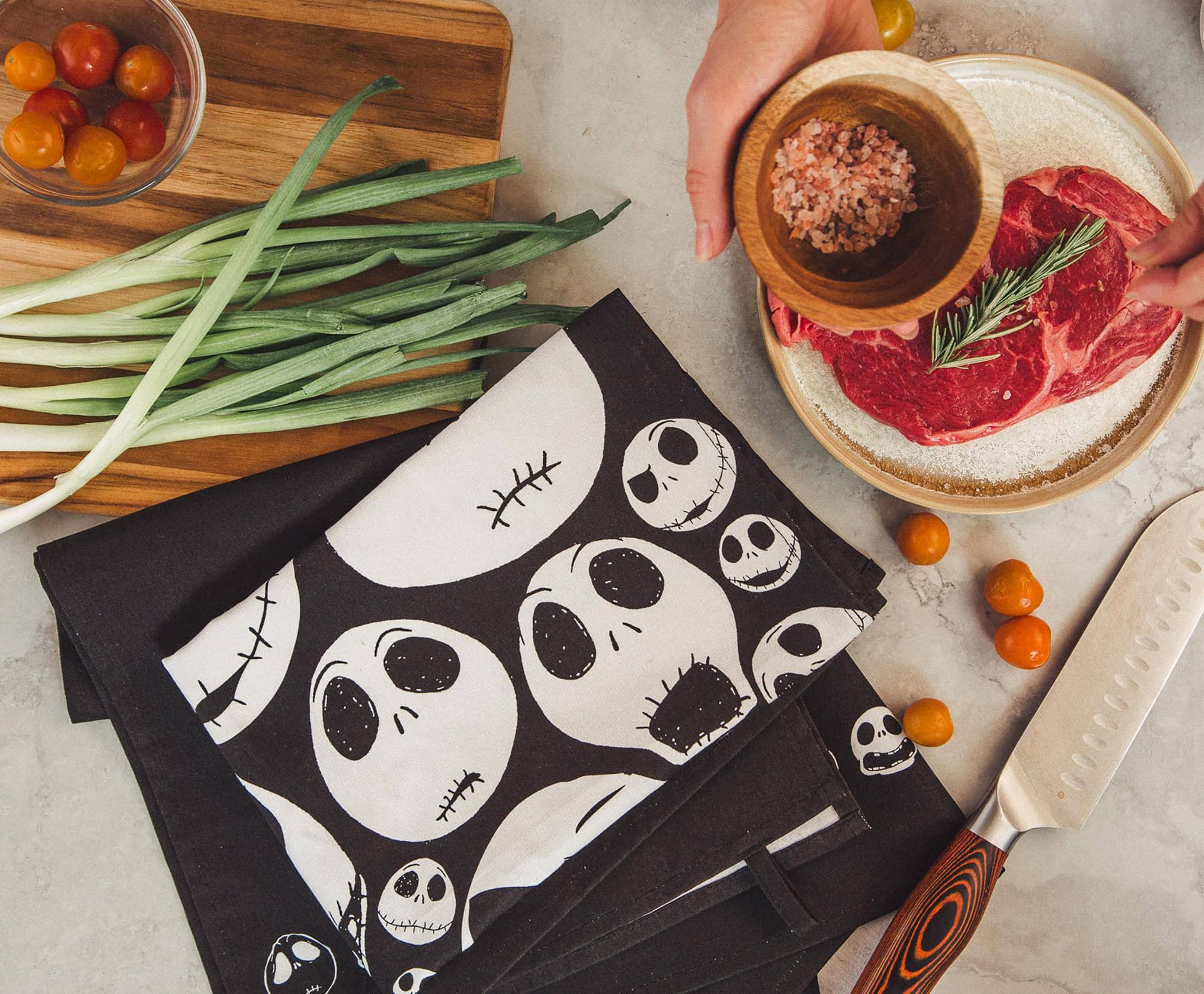 Alt View 2. Disney - Disney The Nightmare Before Christmas Jack Skellington Faces Kitchen Towel Set - Black/White.