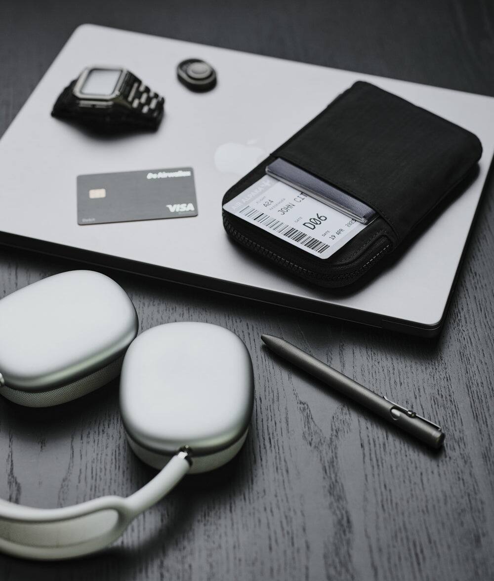 Aodon VISA ALPARANE ASA CI JOHN SAM D06 EssS bare 19APR 4PR 19