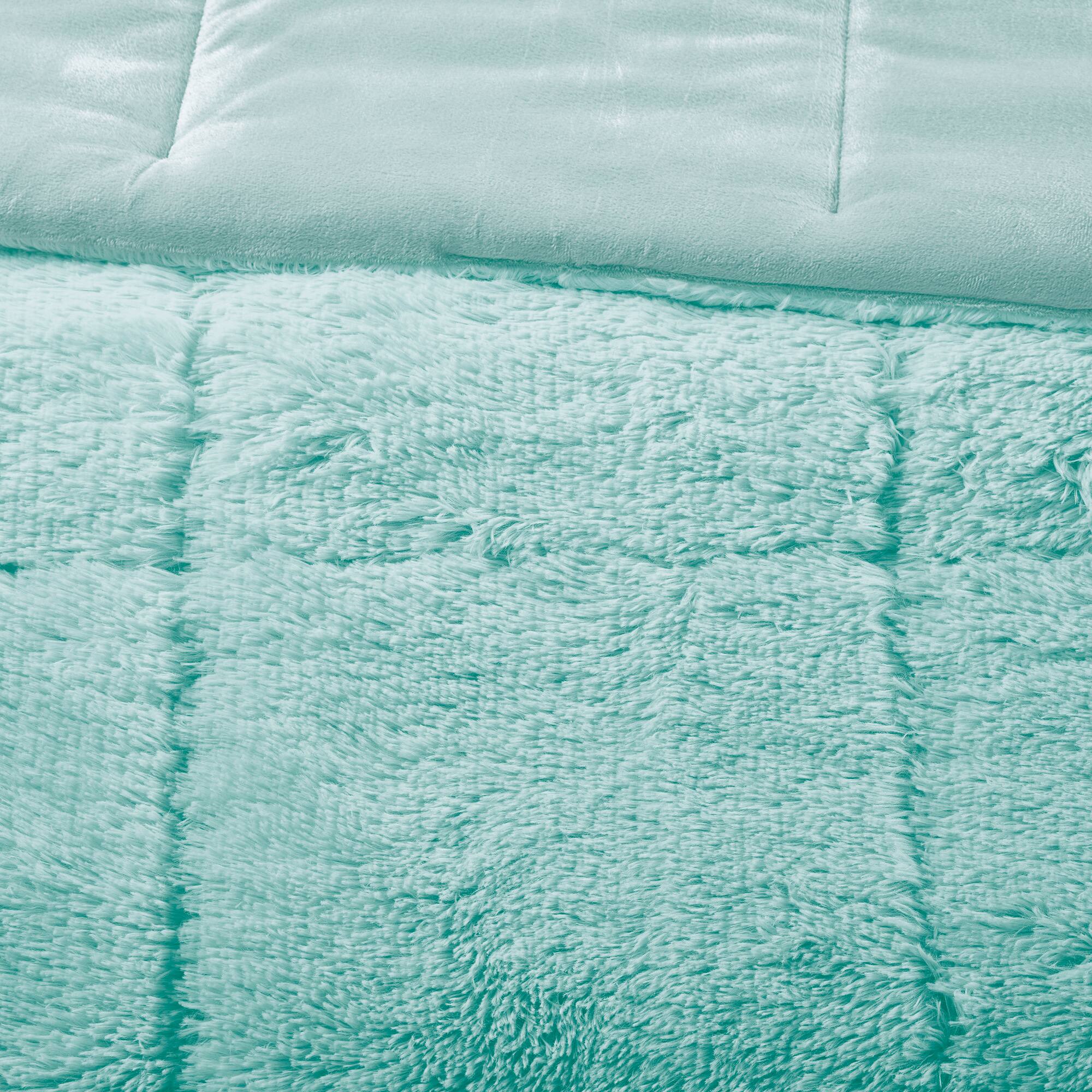 Alt View 5. Gracie Mills - Gracie Mills Ethel Faux Fur Ombre Shag Comforter Set - Aqua.