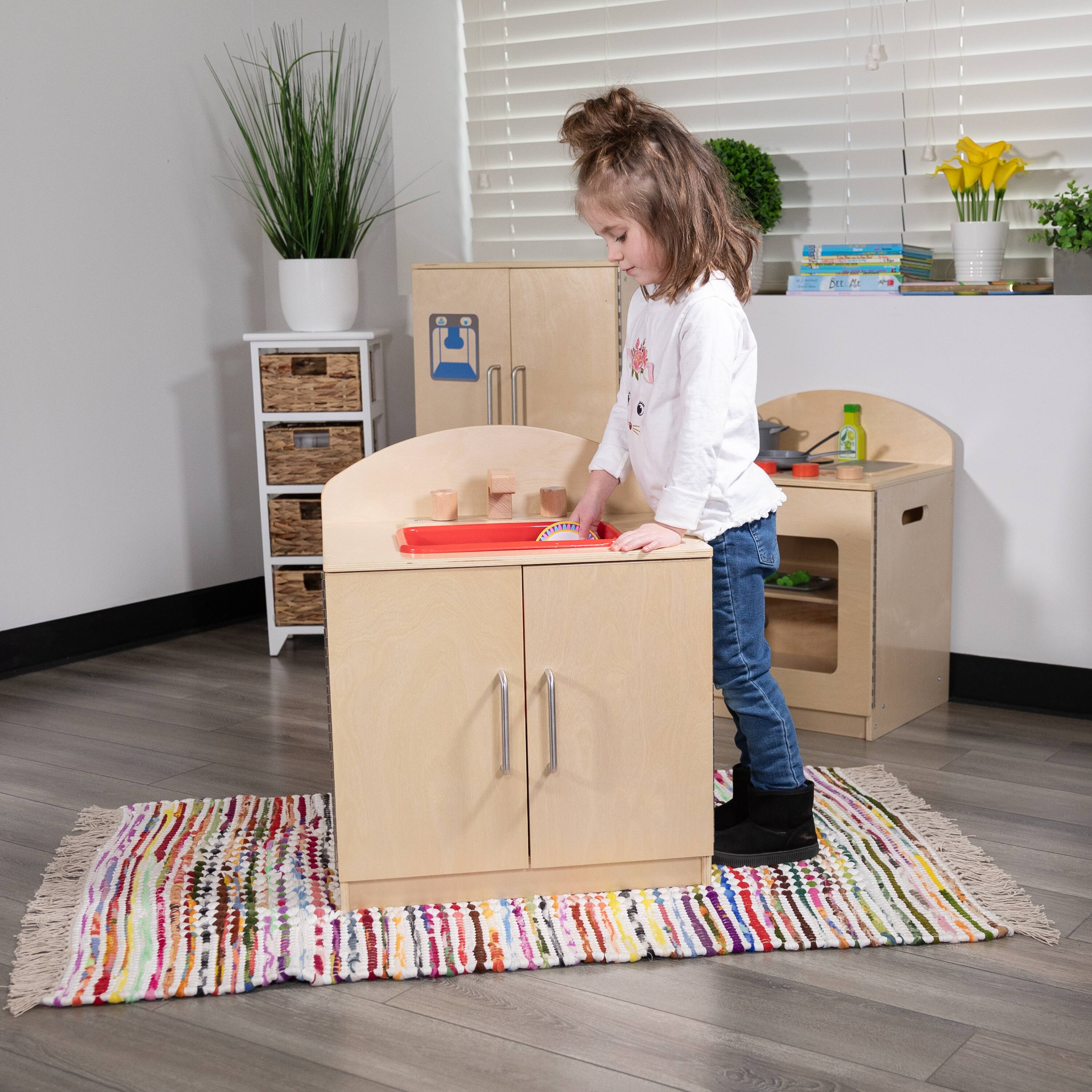 Alt View 4. Emma + Oliver - Children's Wooden Kitchen Sink with Turnable Knobs for Commercial or Home Use - Natural.