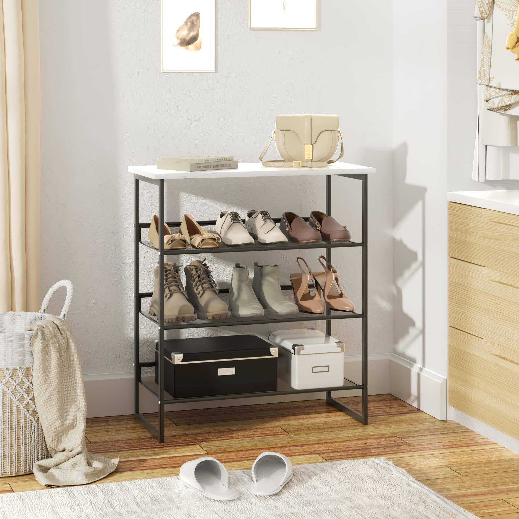 The text on the image is:

"IL Nas aad"