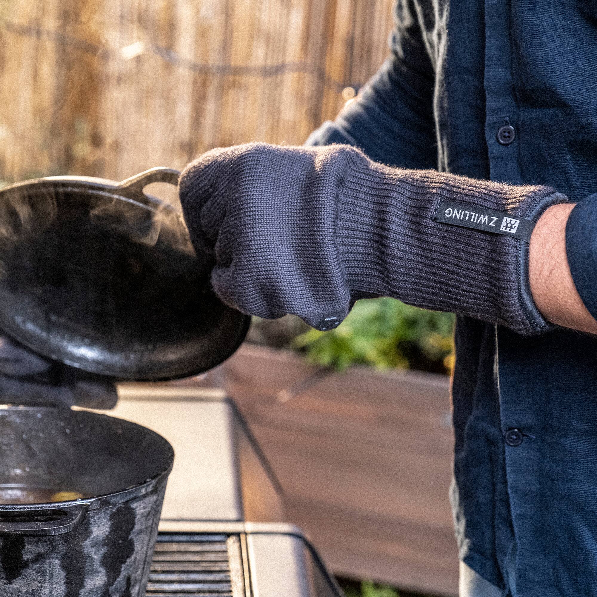 Alt View 4. ZWILLING - ZWILLING BBQ+ Heat Resistant Protection Grill Gloves - Charcoal.