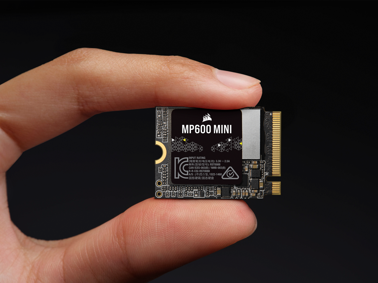 CORSAIR MP600 MN M.2 2230 2TB PCI Express 4.0 x4 3D TLC Internal