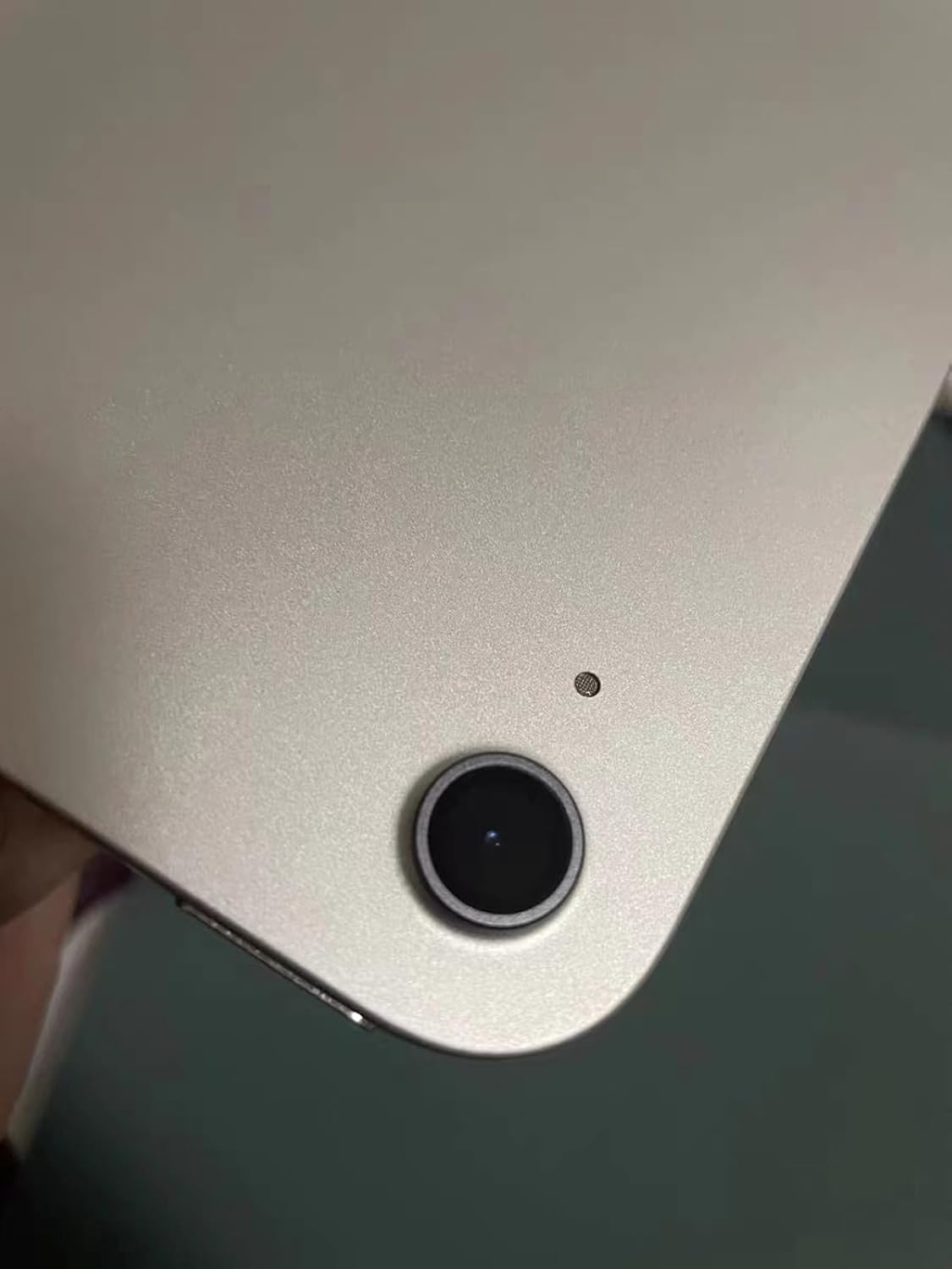 Front. PARKER SLATER - iPad Air 13 & 11" Camera Lens Protector, Tempered Glass, 2-Pack, Black - Clear.