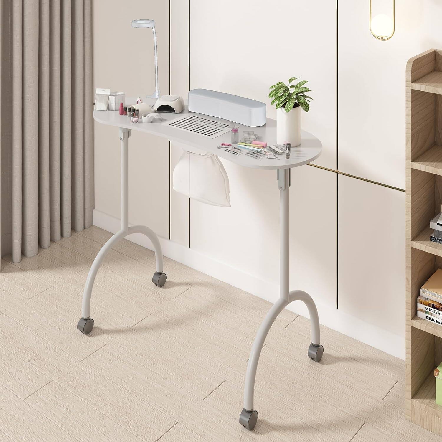 The text in the image is:

- "REAN HSA"