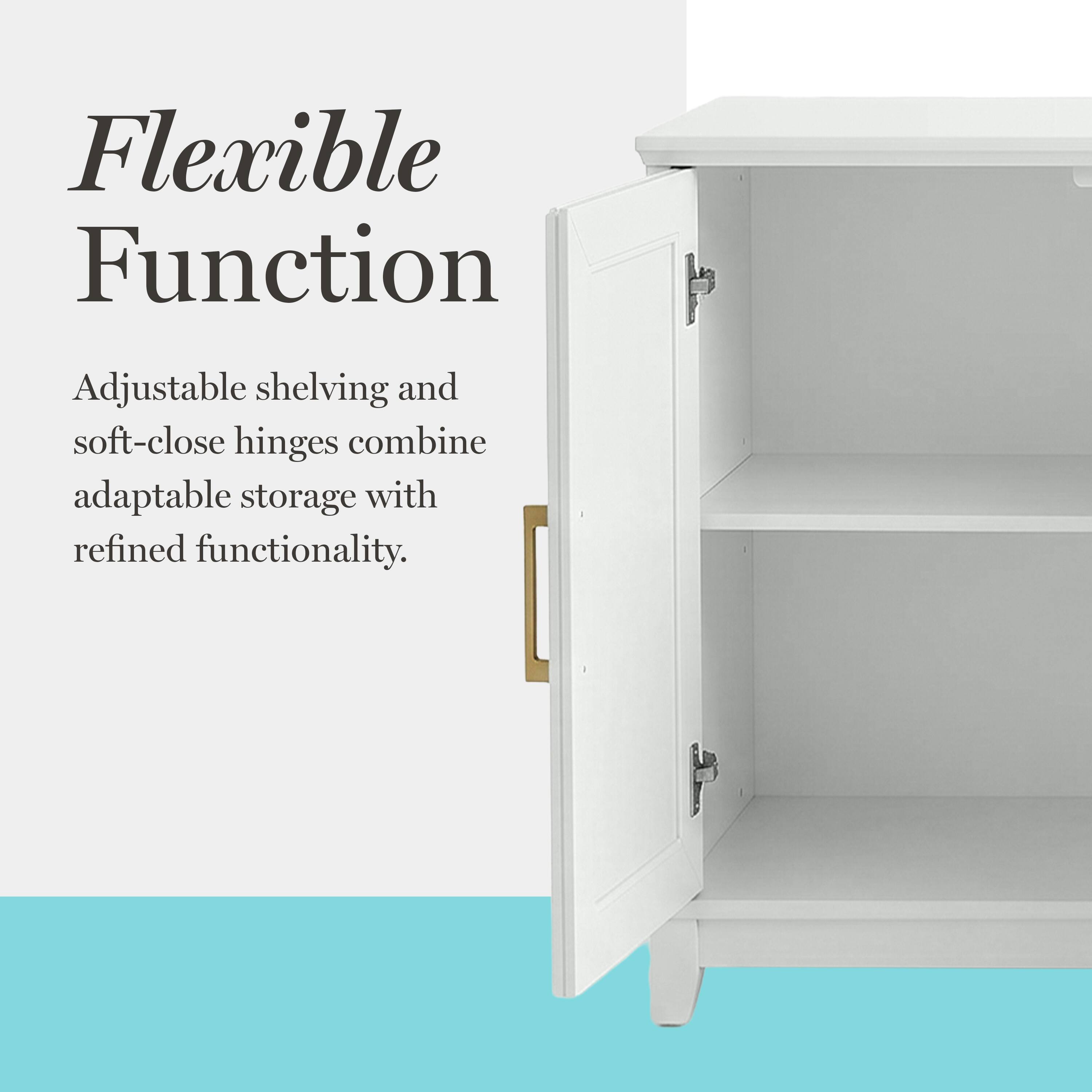 Flexible Function  
Adjustable shelving and soft-close hinges combine adaptable storage with refined functionality.
