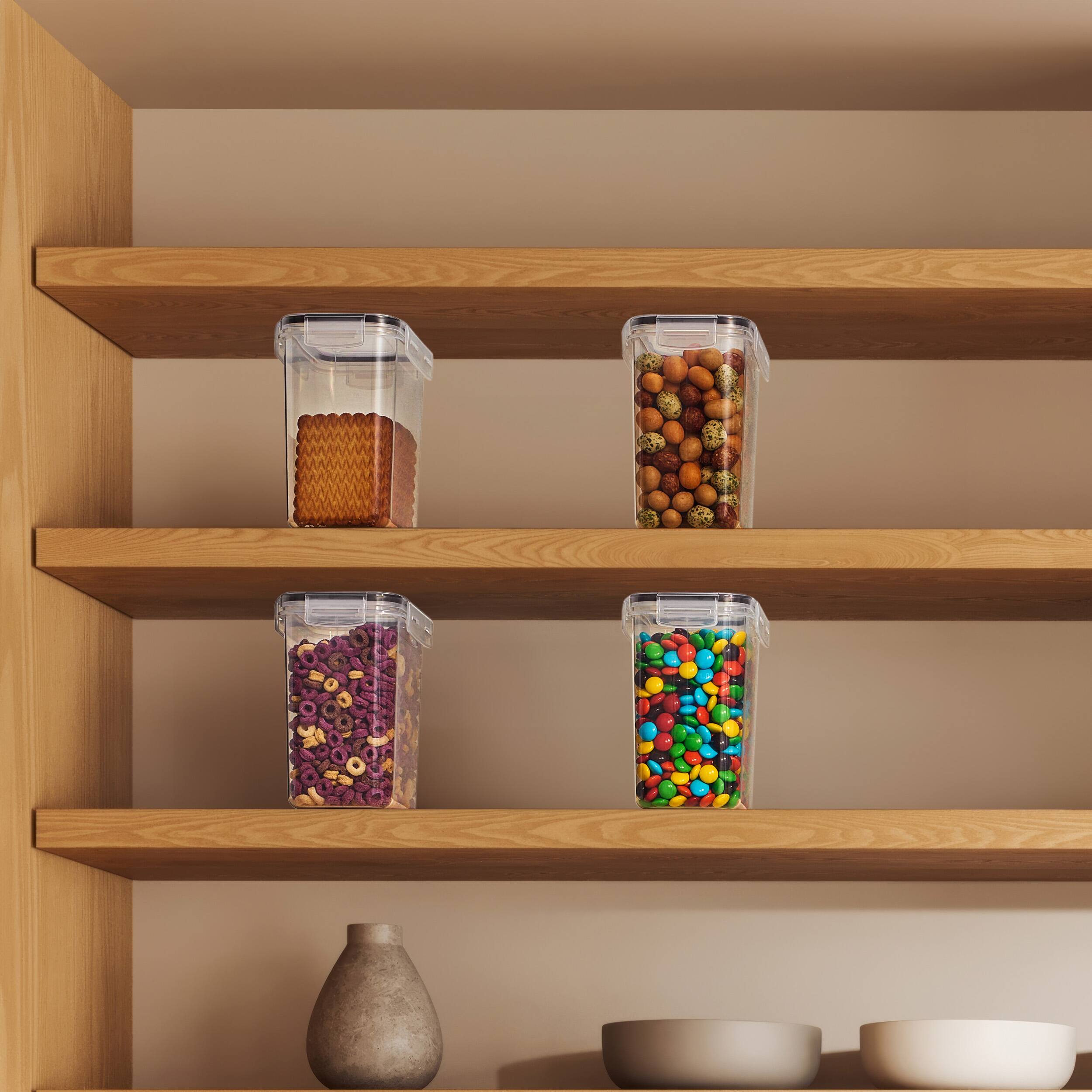 Left. Sorbus - Sorbus 4 Pack (1.6L/54.10 Oz) Airtight Food Storage Containers with Locking Lids, Measuring Spoons & Labels - Clear.