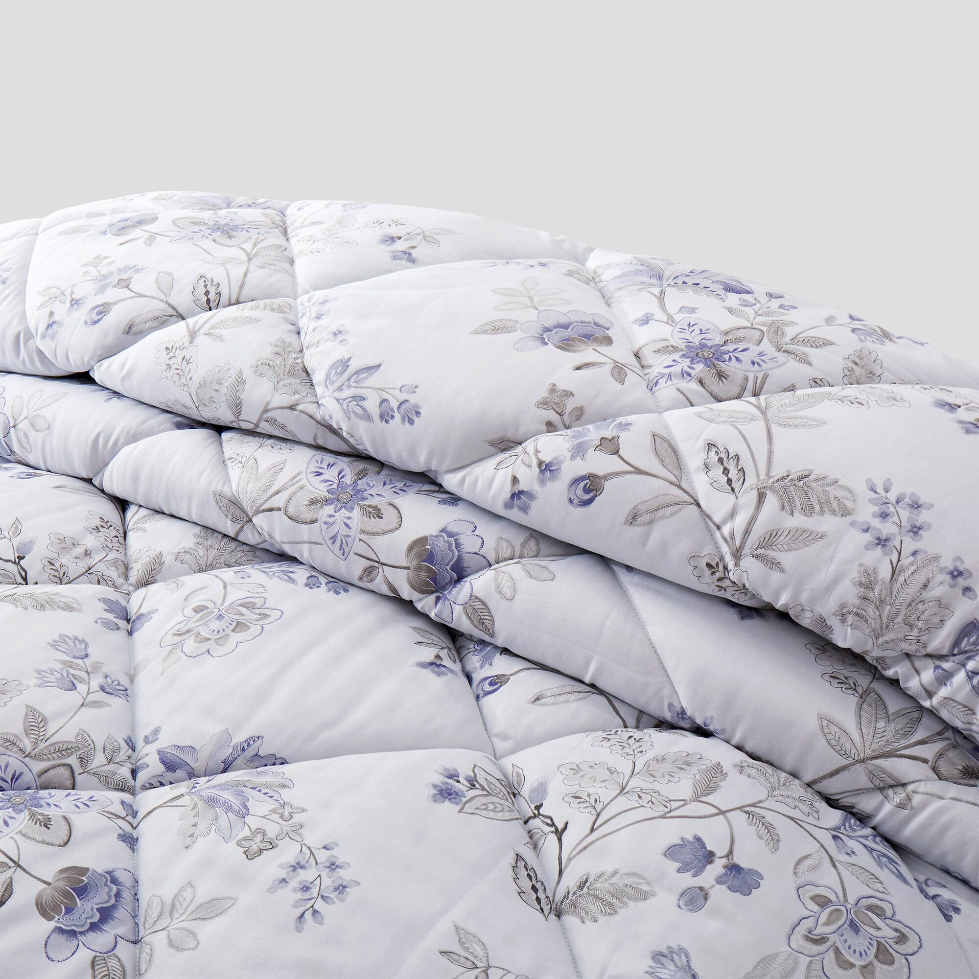 Back. Peace Nest - Peace Nest 7pc Floral Printed Reversible Comforter & Sheets Set - White.