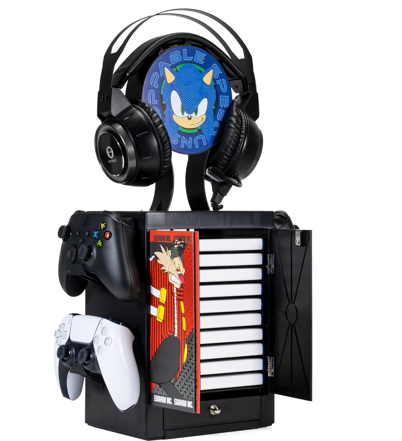 Sure, here is the corrected text:

- "T0 PRADS B PEE UNS SUTRA A ESGMAN K FEOMAN NC EEMAN K ESEMAN K" should be "T0 PRADS B PEE UNS SUTRA A ESGMAN K FEOMAN NC EEMAN K ESEMAN K"

- On the headphones: "SABLE SNU"

- On the game case: "EGGMAN INC. EGGMAN INC."

- On the game case: "EGGMAN INC. EGGMAN INC."

- On the game case: "EGGMAN INC. EGGMAN INC."