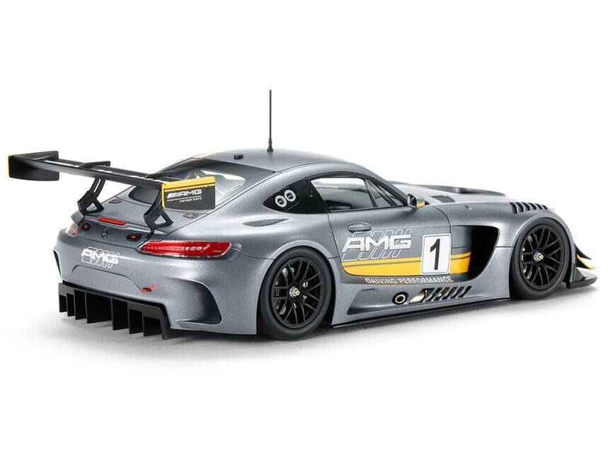 AMG 1 DRIVING PERFORMANCE