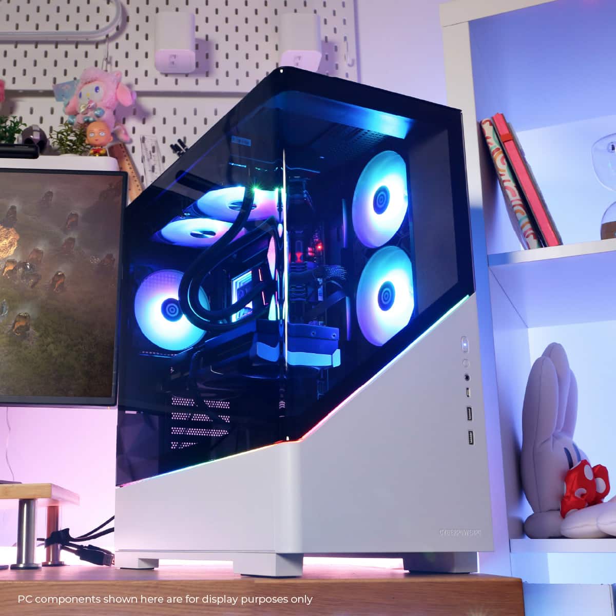 The PC components shown here are for display purposes only.