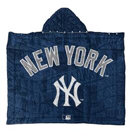 Pegasus - New York Yankees 54" x 70" Wearable Hero Cape - Multicolor