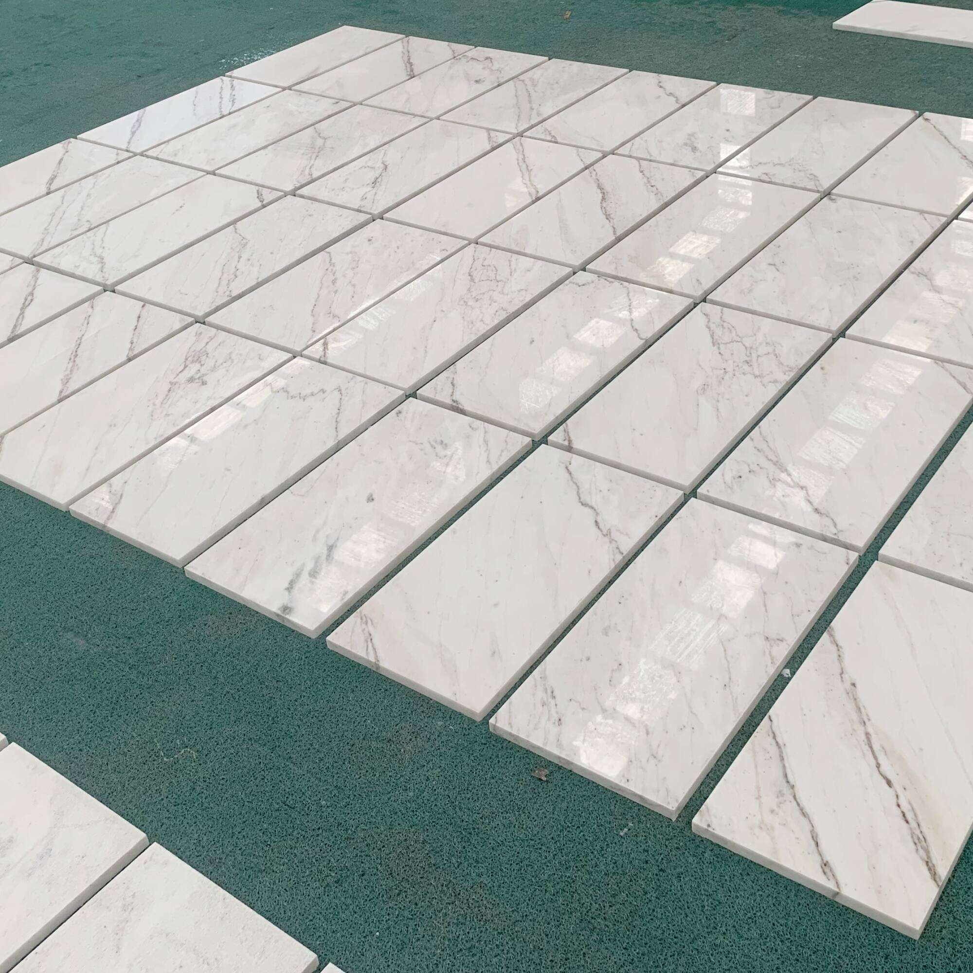 Alt View 5. GOODSILO - Premium Polished White Marble Tiles for Elegant Wall and Floor Interior Design - White+Natural.