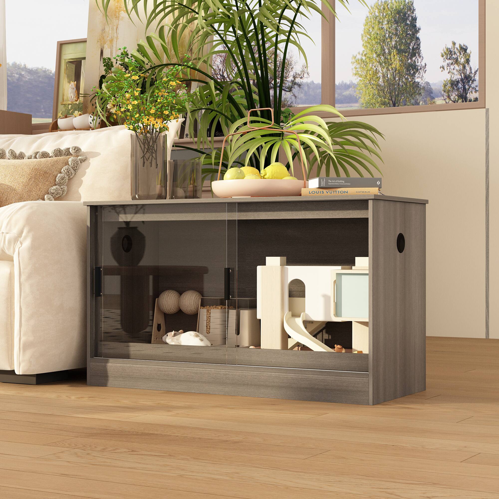 LOUIS VUITTON  
CATHERINE