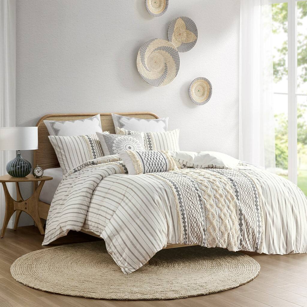 Alt View 1. Gracie Mills - Gracie Mills Modesto Printed Cotton Comforter Set with Chenille - Ivory.