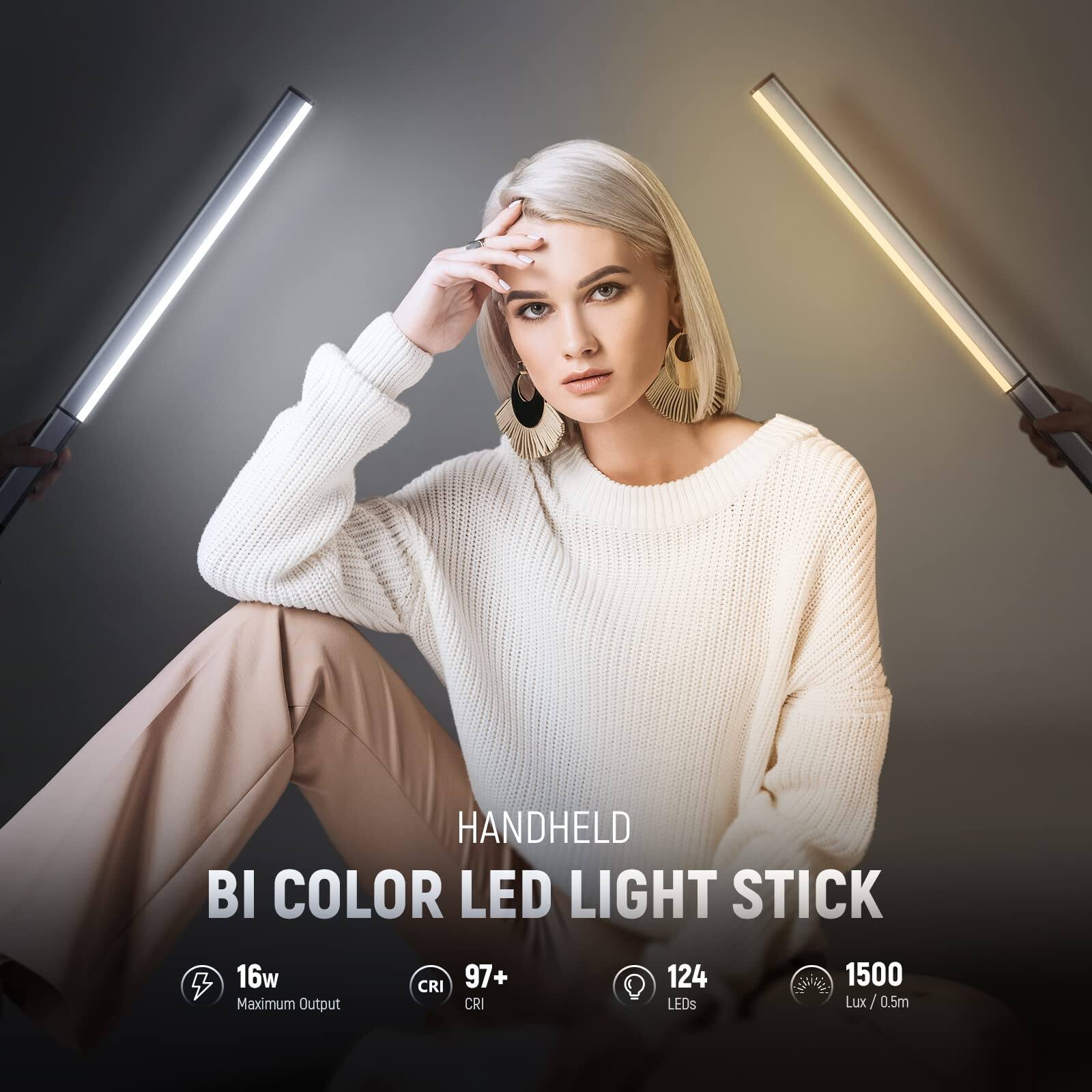 HANDHELD BI COLOR LED LIGHT STICK  
16w Maximum Output  
CRI 97+  
CRI  
124 LEDs  
1500 Lux/0.5m