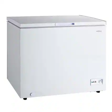 Front. Premium Levella - 7.0 cu. ft Chest Freezer in White - White.