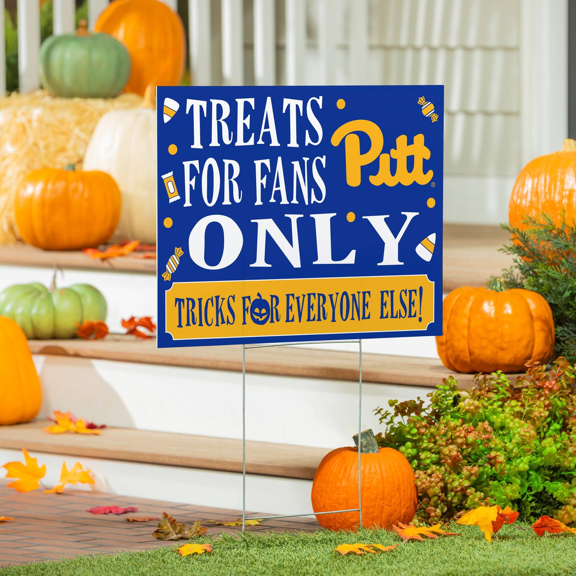 TREATS FOR FANS ONLY  
TRICKS FOR EVERYONE ELSE!