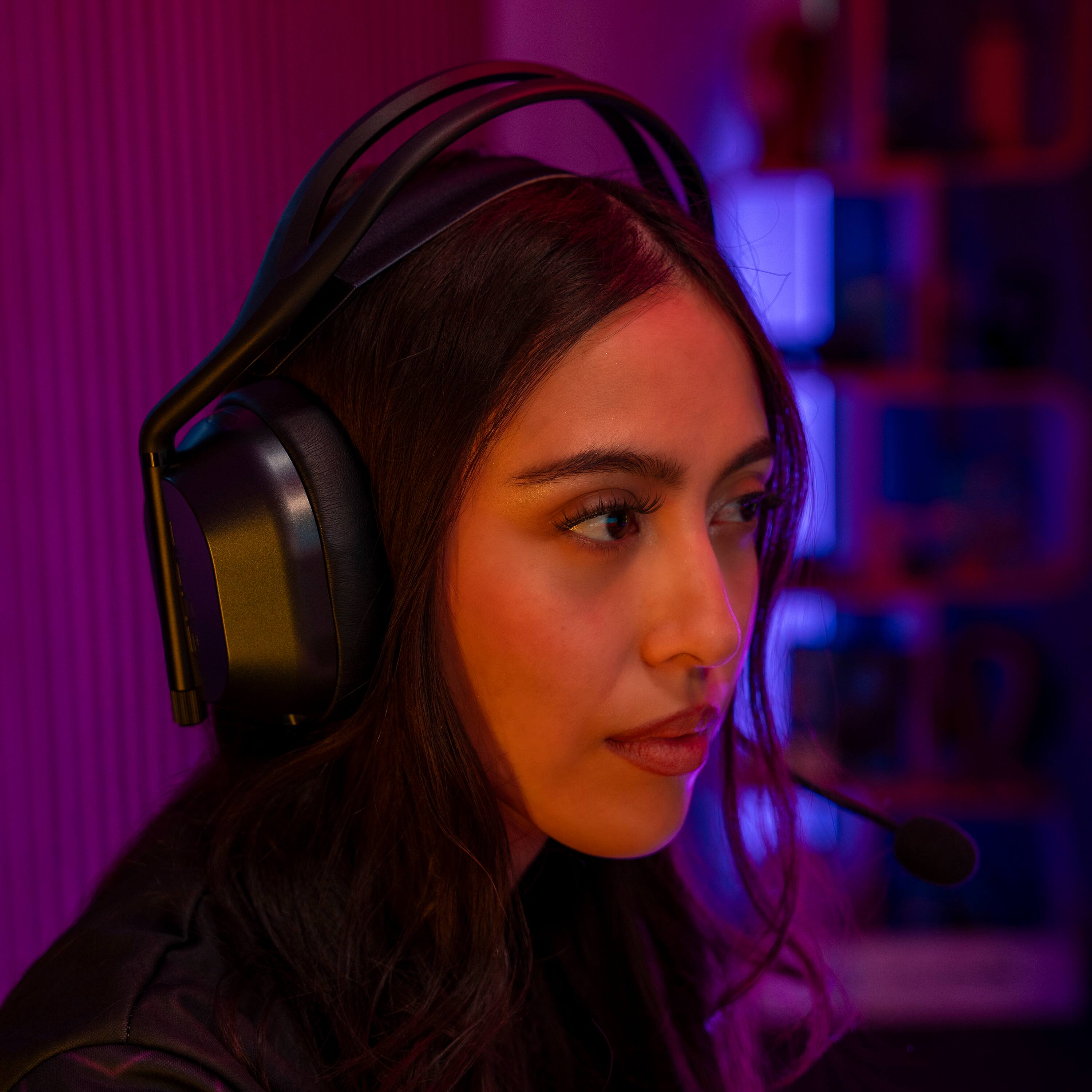 Alt View 7. JLab - Daybreak Wireless Bluetooth Gaming Over The Ear Headset - Black.