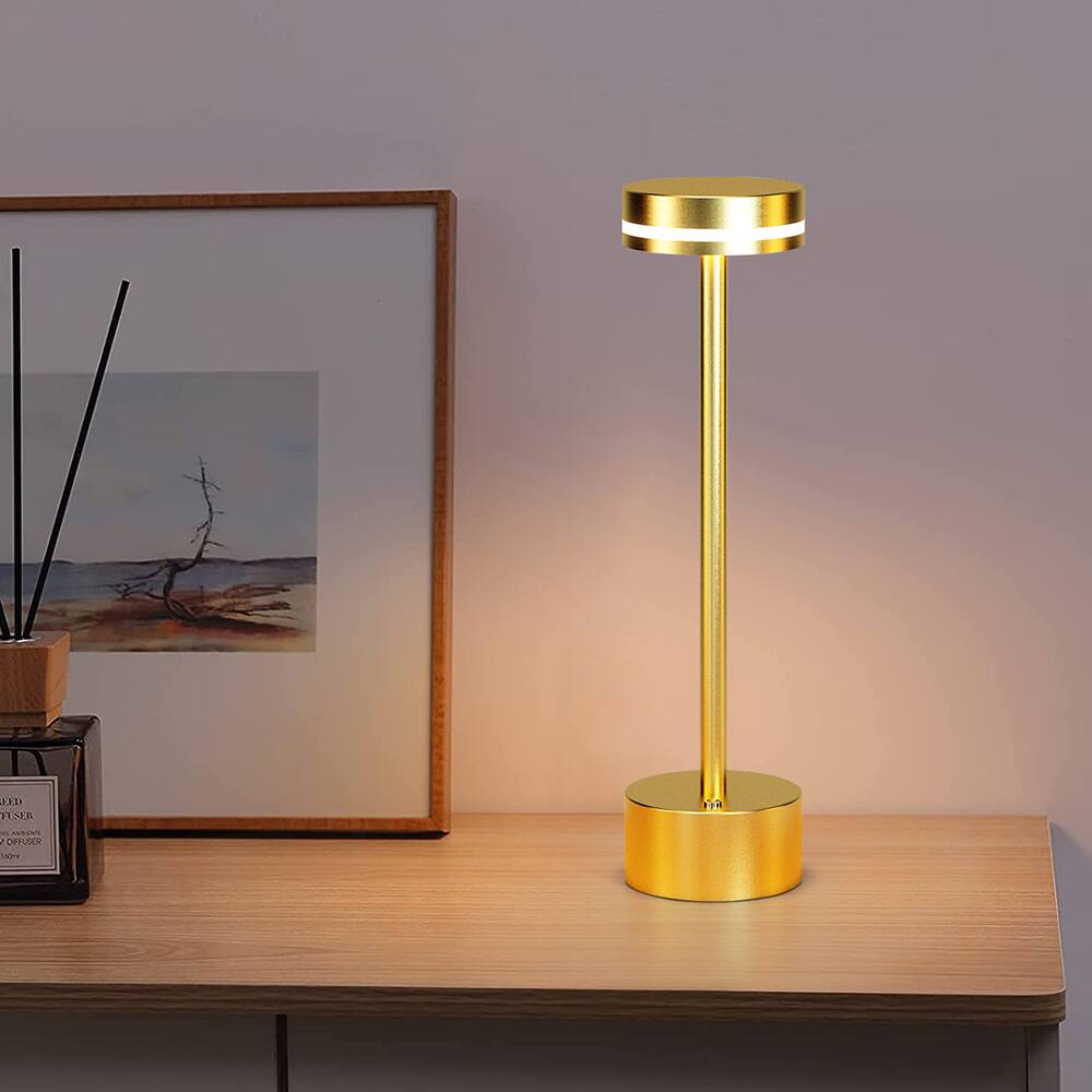 The text on the image reads "D aR - NTC . DFFUSLR." However, it is not clear what this text represents or its purpose. It could be a code, a name, or a description related to the image, but without further context, it is impossible to determine its meaning.