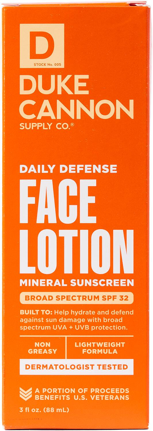 DUKE CANNON DAILY DEFENSE FACE LOTION MINERAL SUNSCREEN BROAD SPECTRUM SPF 32 BUILT TO: Help hydrate and defend against sun damage with broad spectrum UVA + UVB protection. NON LIGHTWEIGHT GREASY FORMULA DERMATOLOGIST TESTED A PORTION OF PROCEEDS BENEFITS U.S. VETERANS 3 fl oz. (88 mL)