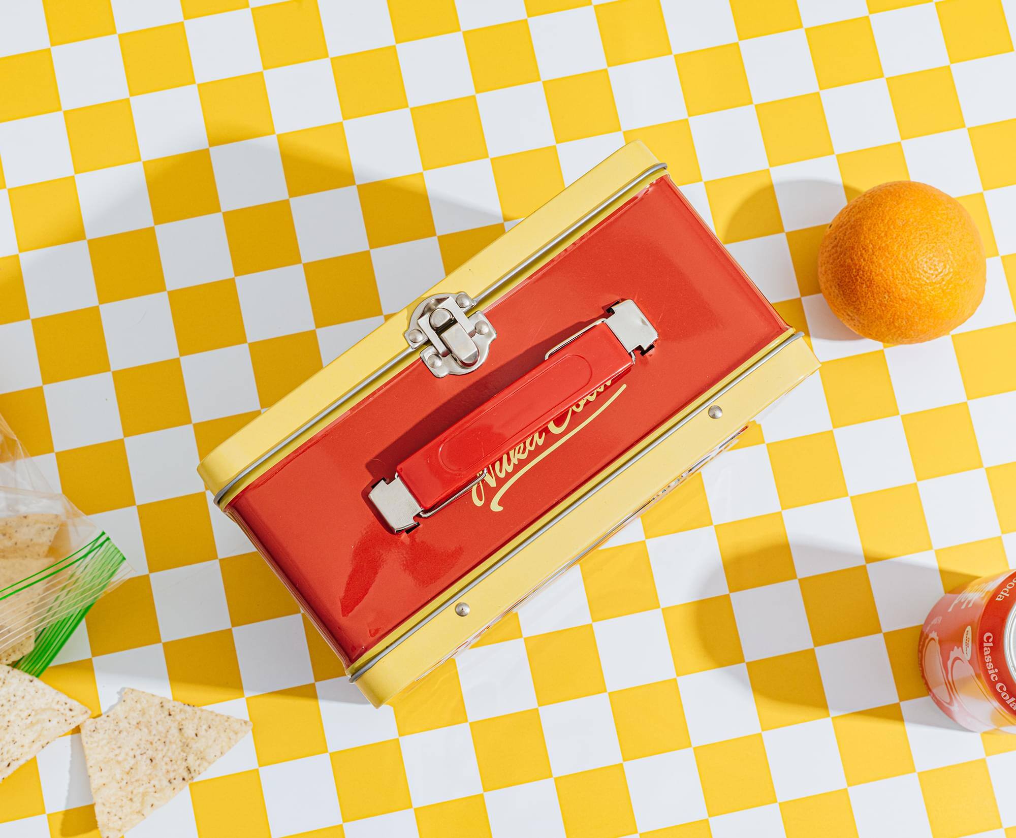 F Com Ovukea voda Classic Cola