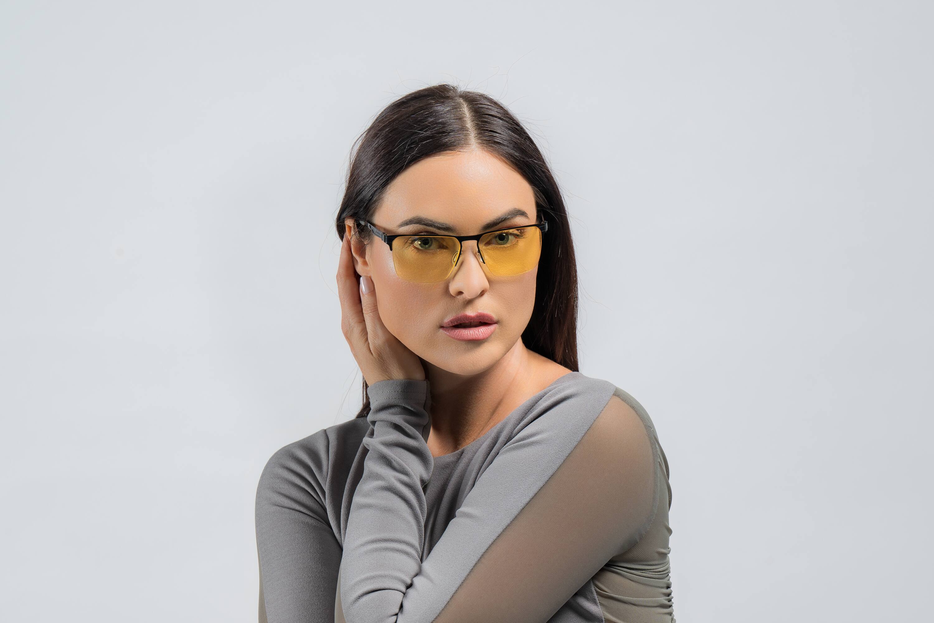 Alt View 2. GUNNAR - Echo Pro eSports Performance Level Computer Glasses with Blue Light Reduction, Amber Lenses - Onyx.