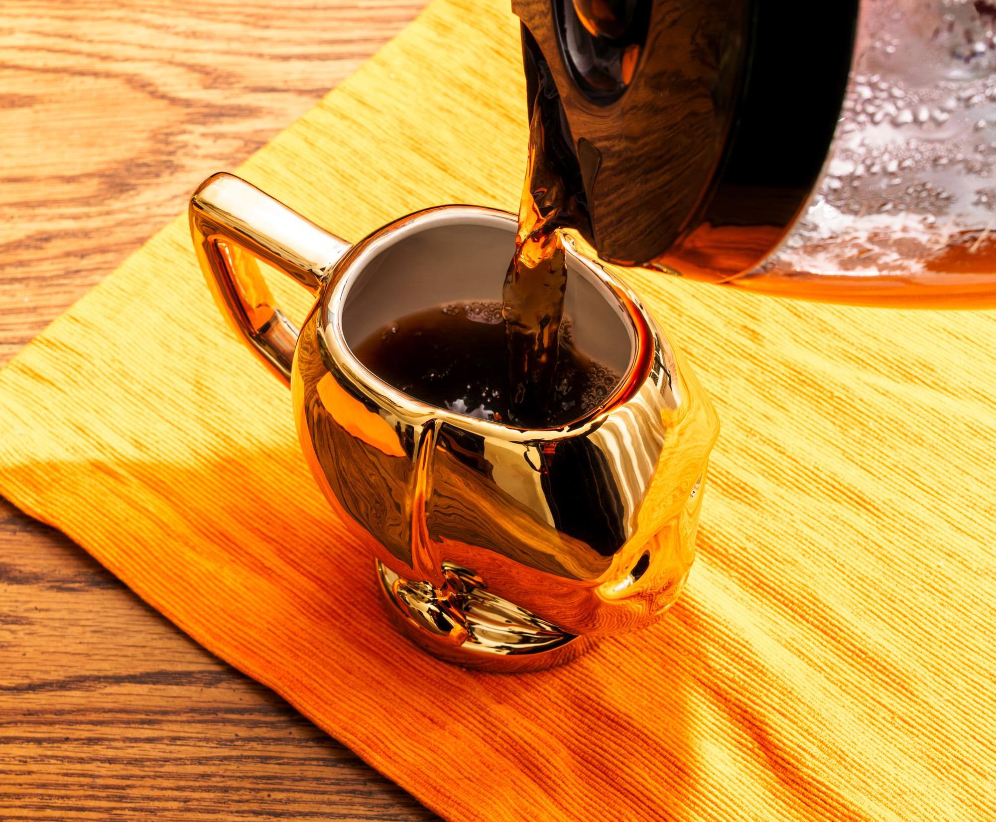 Alt View 5. Silver Buffalo - Star Wars C-3P0 Electroplated Sculpted Ceramic Mug | Holds 20 Ounces - Gold.