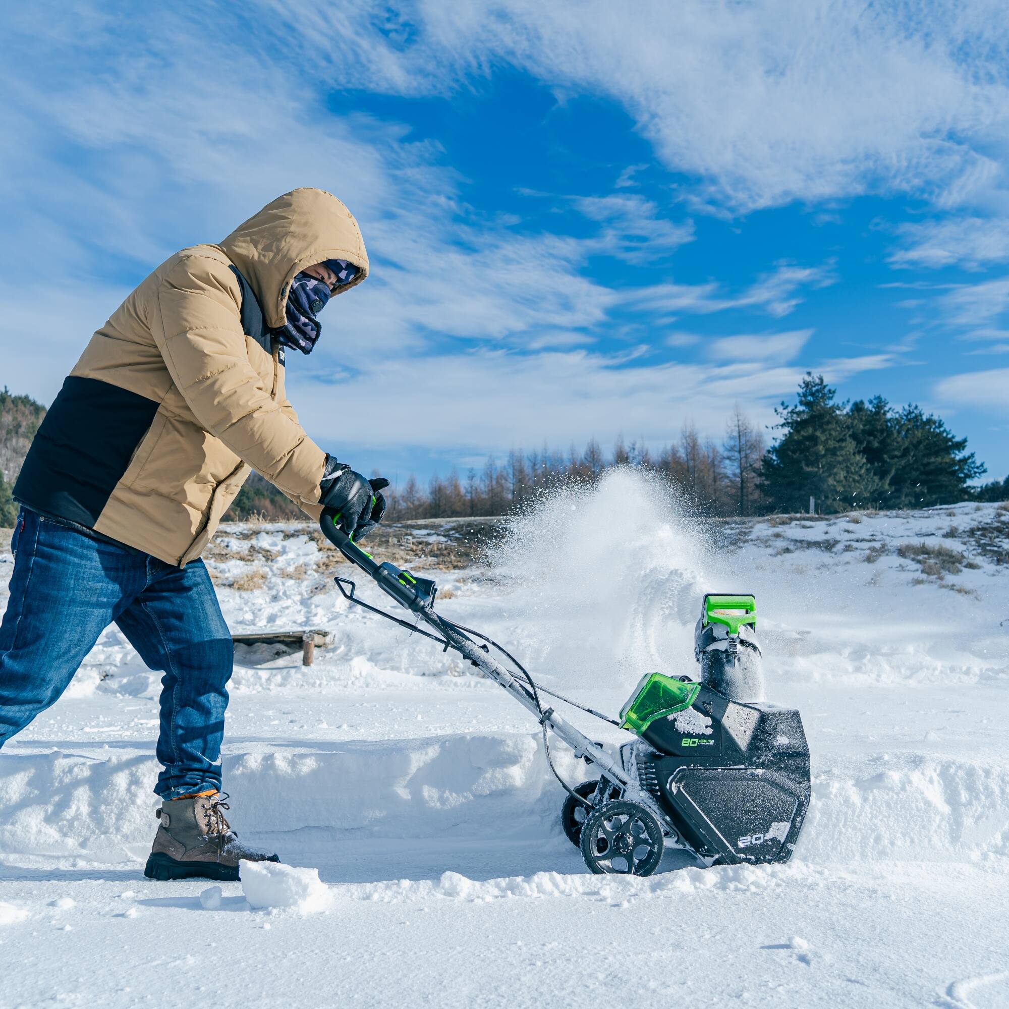 Alt View 13. Greenworks - Pro 80V 20" Snow Thrower (Battery and Charger not included) - green.