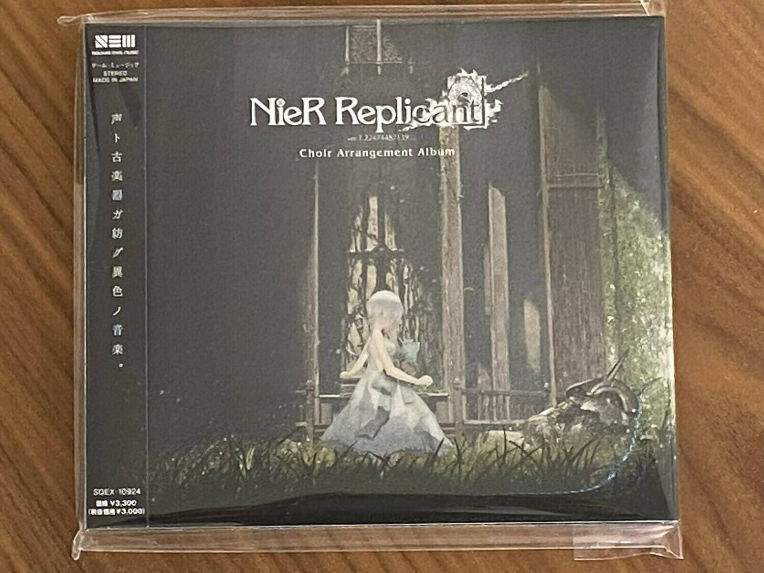NieR Replicant  
Choir Arrangement Album  

STEREO  
MADE IN JAPAN  

声  
ト  
古  
演  
員  
力  
紡  
グ  
異  
色  
音  
楽  

SQEX 10924  
¥3,300  
(税込¥3,000)