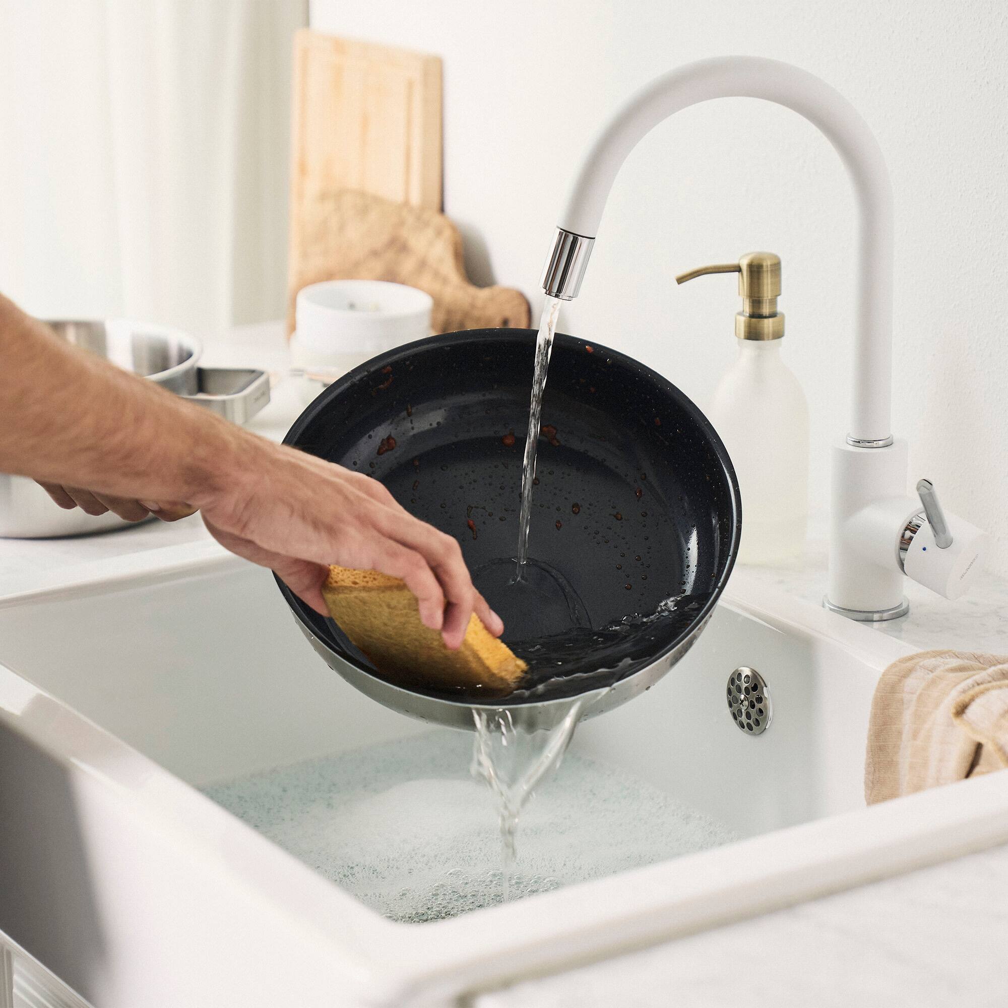 Alt View 2. ZWILLING - ZWILLING Pure 9.5-inch Stainless Steel Ceramic Nonstick Fry Pan, Ivory - Ivory.