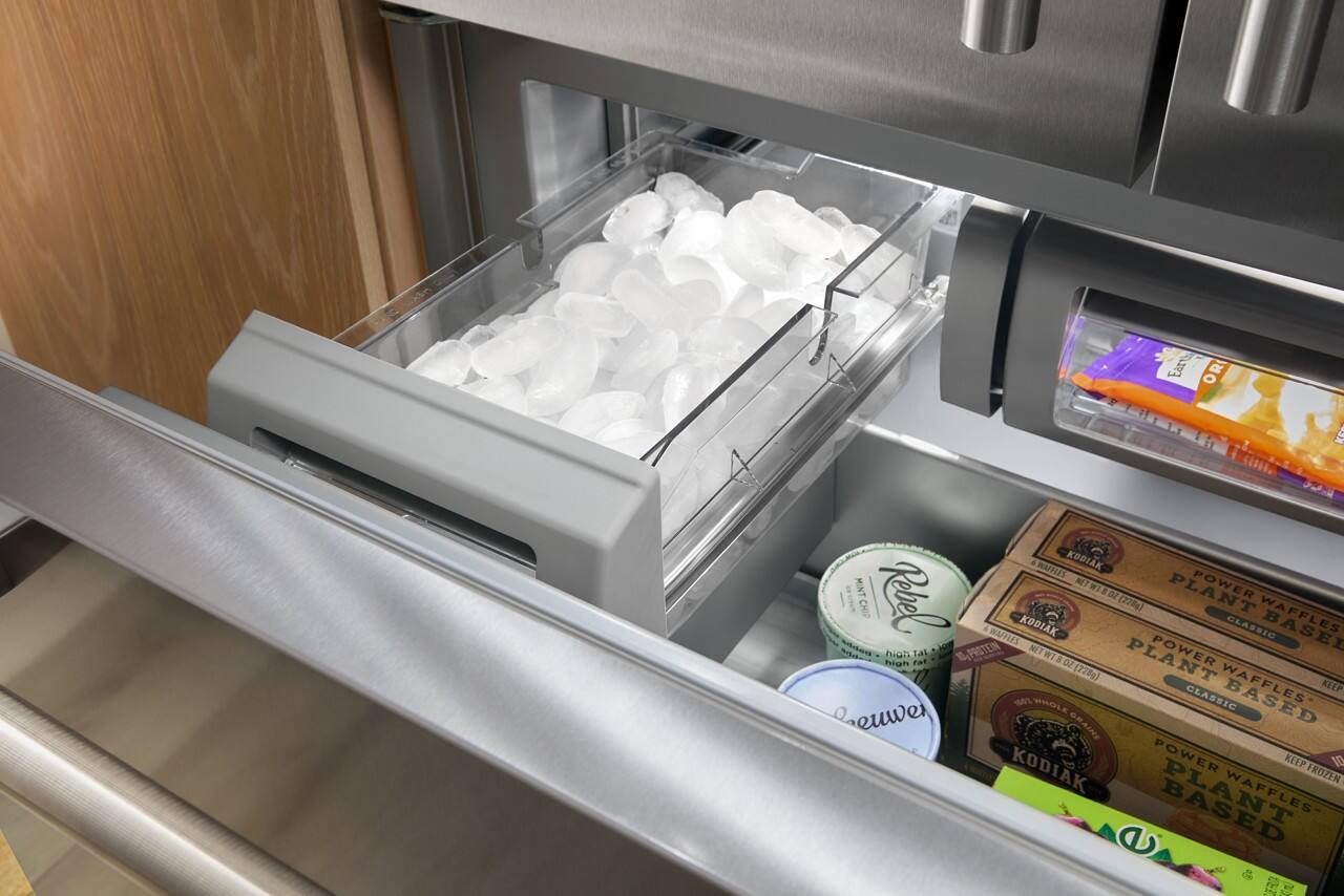 Farth OR WAFHLES KBBIAK MINT NET WTR POWER a 0z CHIP Rebel WAFFIES KODIAK (270g) CLASSIC BASED n high Tak 1 PROTEIN WT WT POWER high TaE 1 DZ (278g) W9E CLASSIC WAFFLES KEEP WHOLE euwe ASNE KODIAK POWER KEEP FROZEN 10 BASED WAFFLES e ERO

KODIAK POWER BASED PLANT WAFFLES CLASSIC KEEP FROZEN