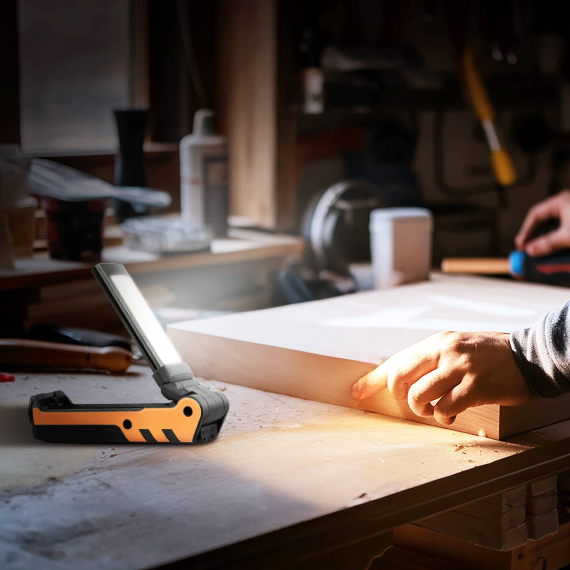 Angle. Black+Decker - BLACK+DECKER 600 Lumens Work Light + 250 Lumens Flashlight & Power Bank, 32 Hour Rechargeable Utility LED Light - Black.
