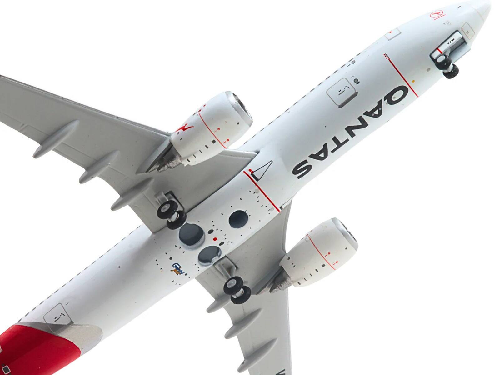 10 WAV 2 QANTAS - 8