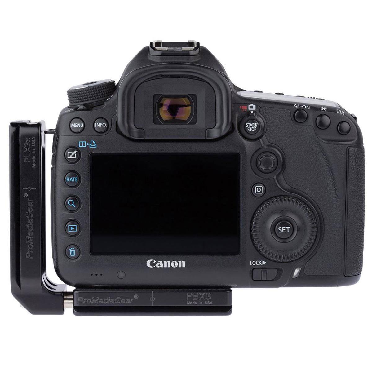 AF-ON  
8  
USA  
PLX3x  
Made in ProMediaGear  
MENU  
INFO.  
RATE  
Y  
W  
Canon  
PBX3  
ProMediaGear  
Made in USA  
START/STOP  
LOCK  
SET