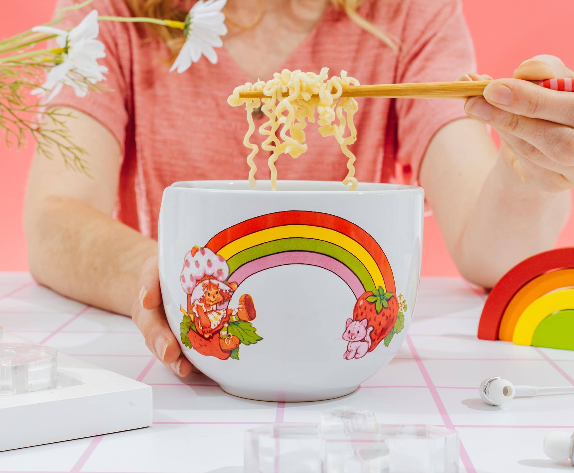 Alt View 3. Silver Buffalo - Strawberry Shortcake Rainbow 20-Ounce Ceramic Ramen Bowl With Chopsticks - Multi-Colored.